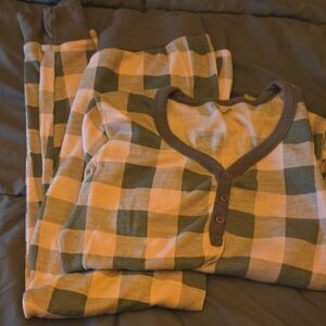 Light Pink and Charcoal Gray Plaid Pajama Set #followme Women's Small 2 Piece